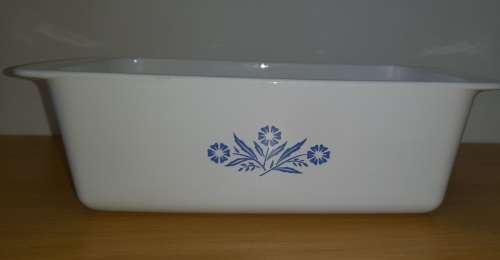 Corning Ware Blue Cornflower P-315-B Loaf Pan - 9`x 5`x 3` Dish