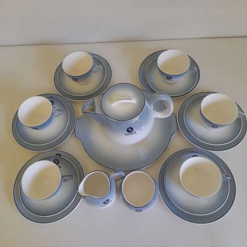 RARE Vintage Continental Vitreous China Toyota Set, 22 Piece