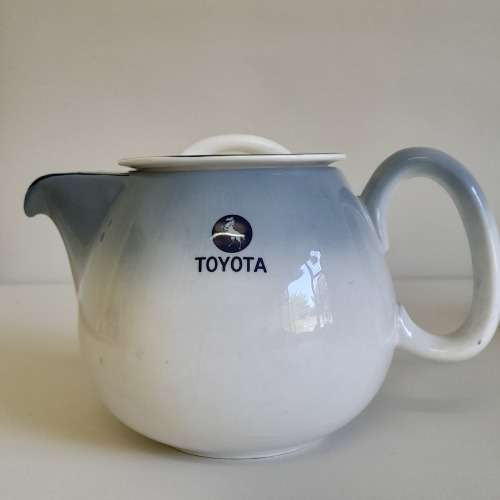 RARE Vintage Continental Vitreous China Toyota Set, 22 Piece