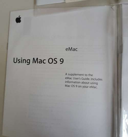 Apple EMac G4 - Vintage  Desktop All In One Computer  (QC0287)
