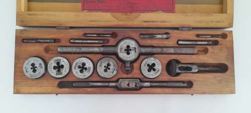 Vintage Greenfield Little Giant No 0, Tap and Die Screw Plate Set In Original Case