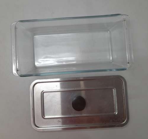 Pyrex 217-10 Clear Glass Loaf Bread Pan With Lid