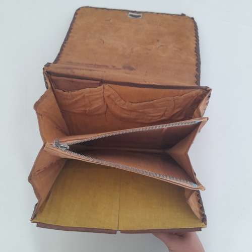 Vintage Deco 1920/30/40s Egyptian Tooled Leather Purse Clutch Handbag