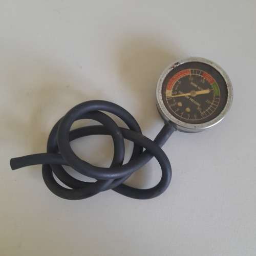 Fuel Pressure /Vacuum Gauge (QC0431)