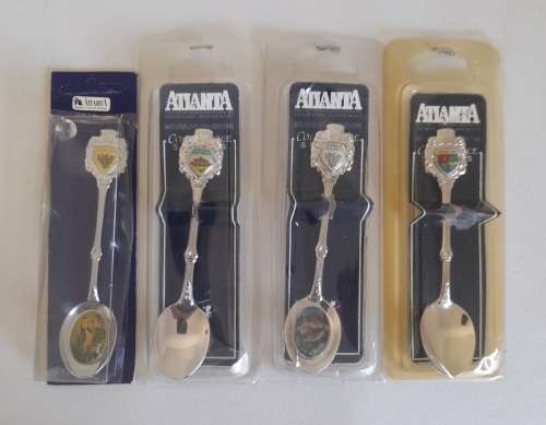 Set of 19 Souvenir Teaspoons (QC0902)