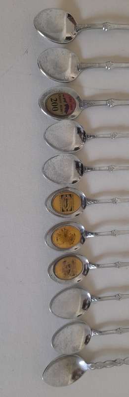 Set of 19 Souvenir Teaspoons (QC0902)