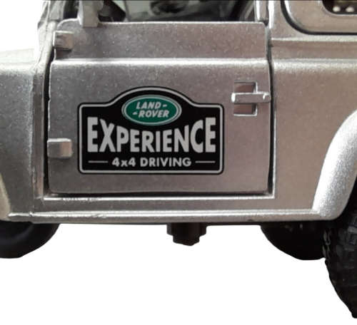 Halsall 1/32 Land Rover Defender Die Cast Model (QC0737)