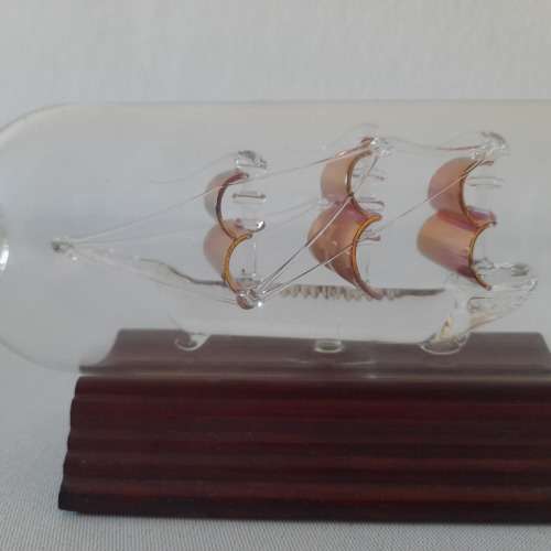 Santa Maria 1492 Ship in Glass Bottle (QC1042)