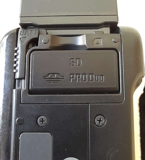 Sony Handycam DCR-SX22E Video Camera (QC1043)