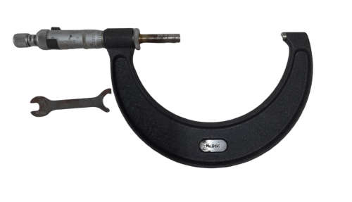 Vintage Moore and Wright 3`- 4` Micrometer