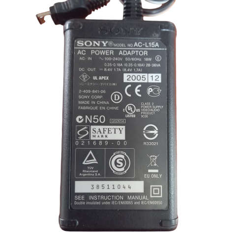 Sony Handycam DCR-TRV285E Video Camera