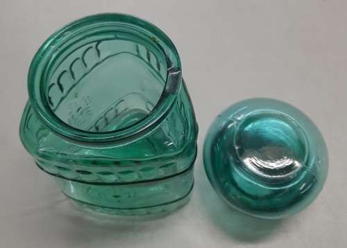 Green Triangular Jar with Round Bubble Lid