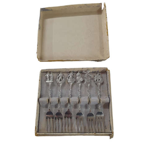 6 x Vintage Figural Oyster Forks