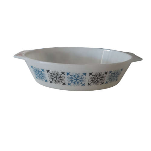 Vintage JAJ Pyrex Deep Casserole Dish