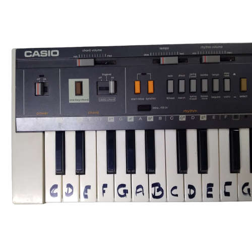 Vintage Casio MT-800 Casiotone Keyboard