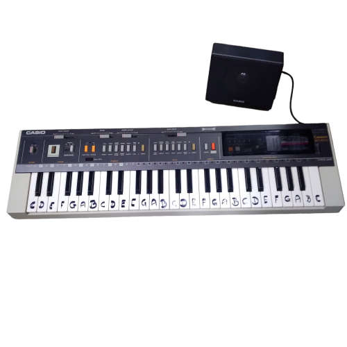 Vintage Casio MT-800 Casiotone Keyboard