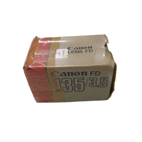 Canon 135/3.5 FD Lens