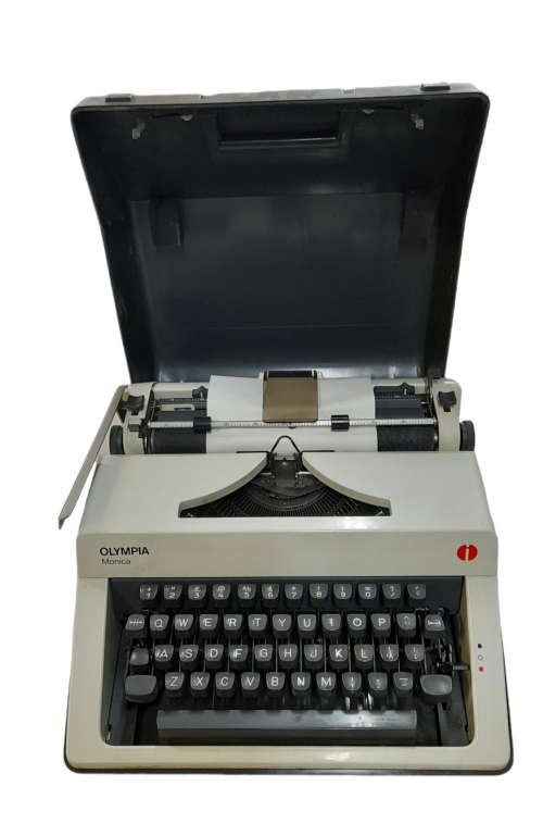 Olympia Monica Typewriter With Case