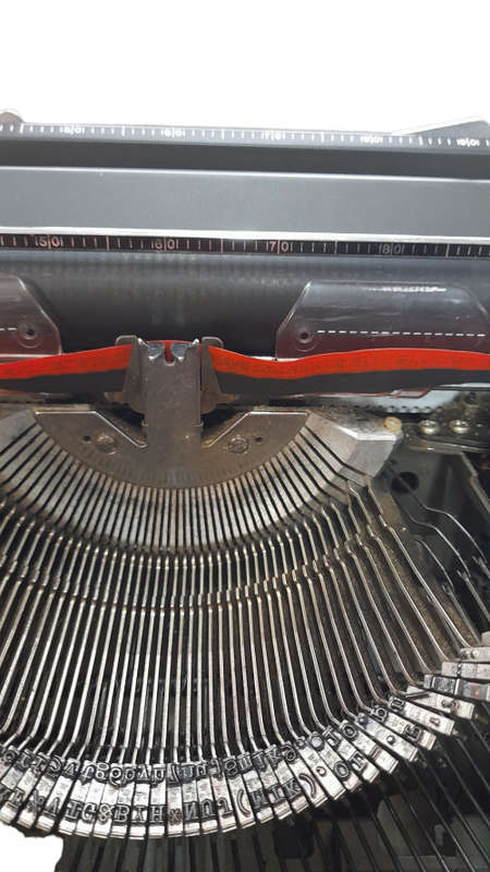 Olympia Carina 2 Typewriter With Original Case