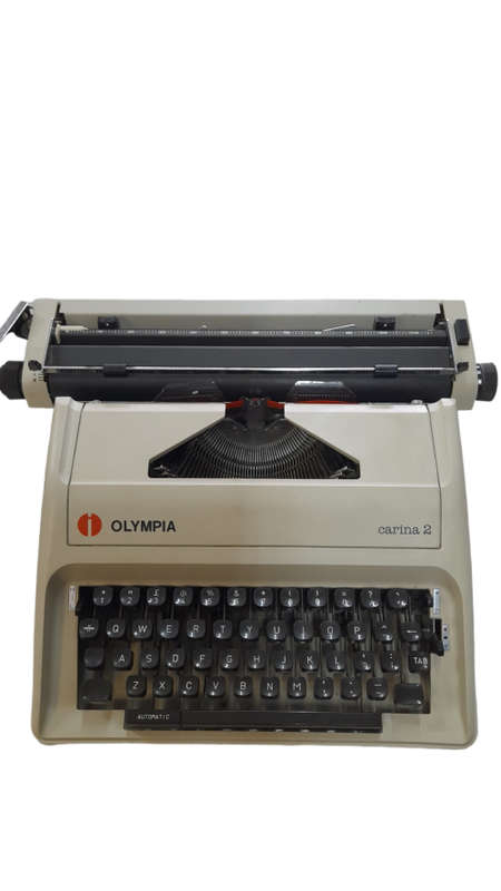 Olympia Carina 2 Typewriter With Original Case