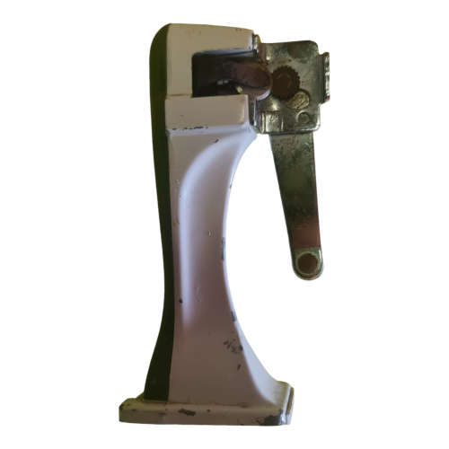 Flexroll Vaughan champion can opener for wall or table mounting, USA 1950s