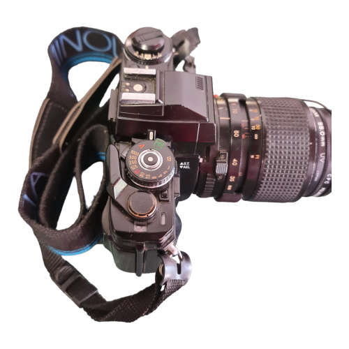 Minolta X-700 MPS film camera combo