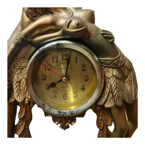 Xinjin Clock - quarts, plastic pendulum clock.