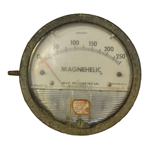 Dwyer Magnehelic Pressure Gauge - 250 pascals