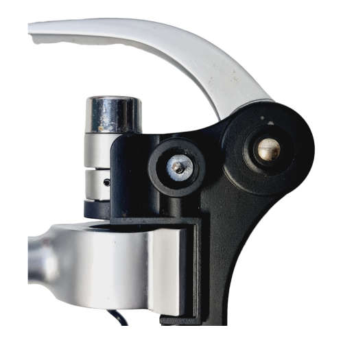 Lever Corkscrew for wine bottles