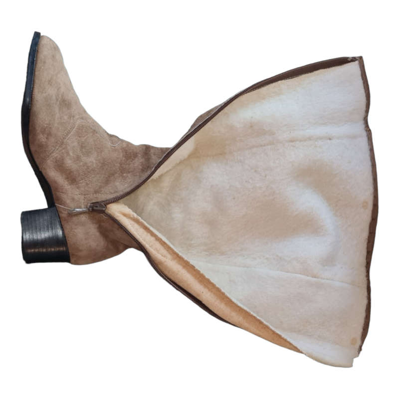 Radoskor Boots