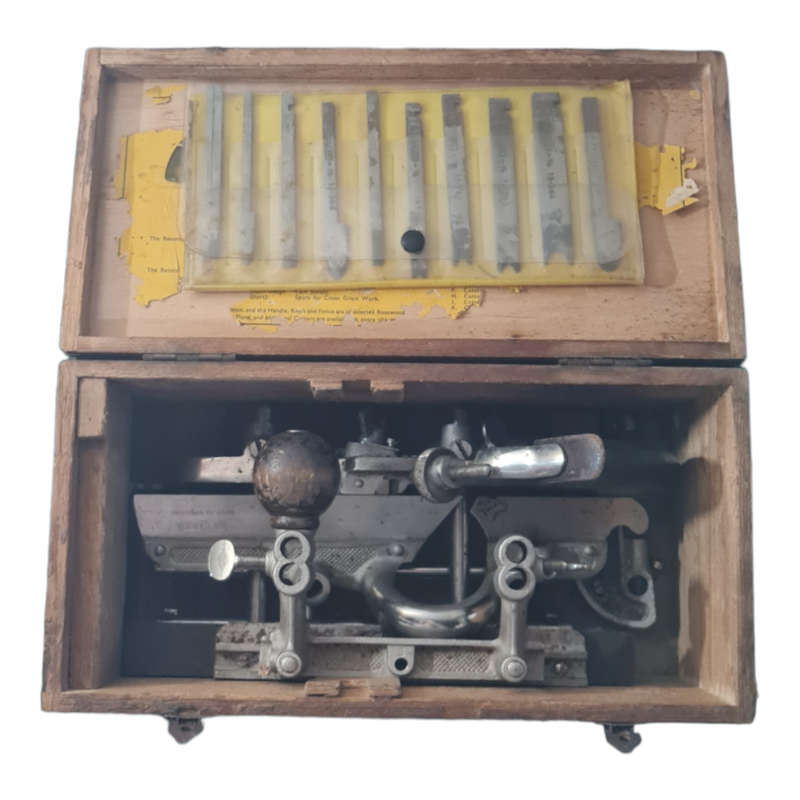 Record 405 Multi Plane in Wooden Box.