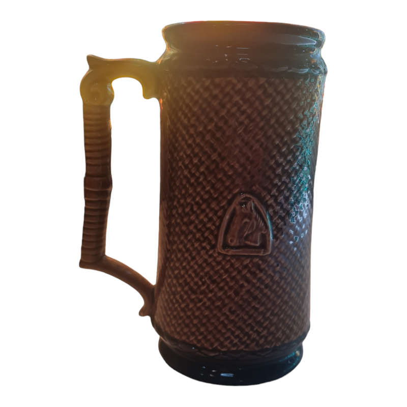 Beer mugs with the image of a horse RB