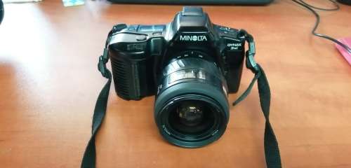 Minolta Dynax 3xi Film Camera includes 2 Lenses