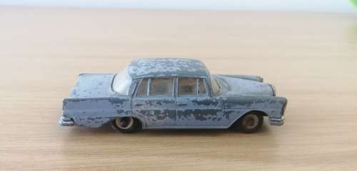 Vintage Dinky Toys Mercedes Benz 220SE Die Cast Model Car