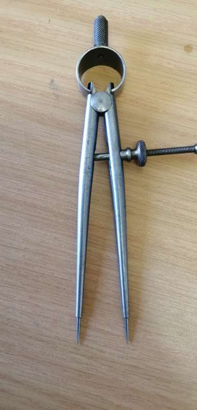 Vintage Nork Needle Point Divider