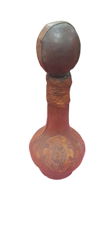 Botella Cubierta Cuero Anigua