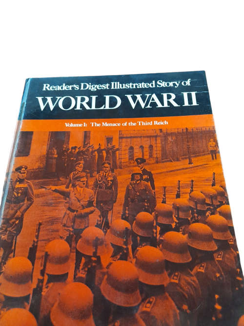 Reader`s Digest Illustrated Story of World War 2 -  Volume 1  Book