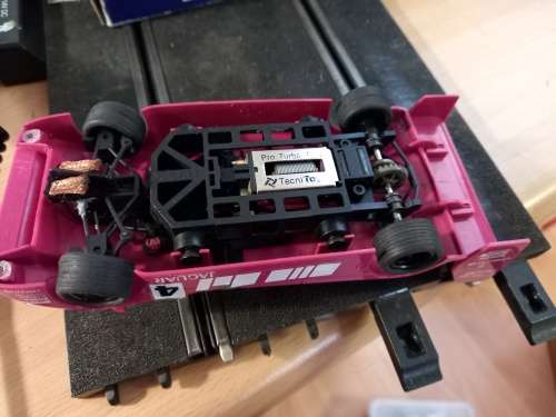 SCX JAGUAR XJR-14 - SRS - NINCO AND SCALEXTRIC COMPATIBLE.