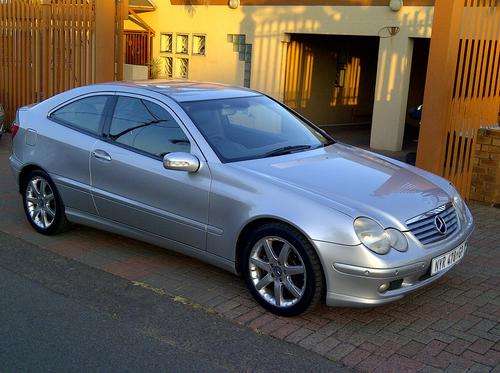 2003 Mercedes Benz C230 Kompressor Coupe Manual 6 Speed IMMACULATE Only 139000km's ACCIDENT FREE