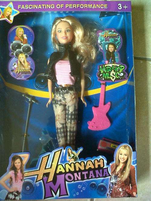 BRAND NEW HANNAH MONTANA DOLL SET