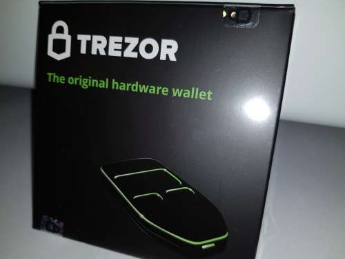 TREZOR Bitcoin Hardware Wallet (White Shell)