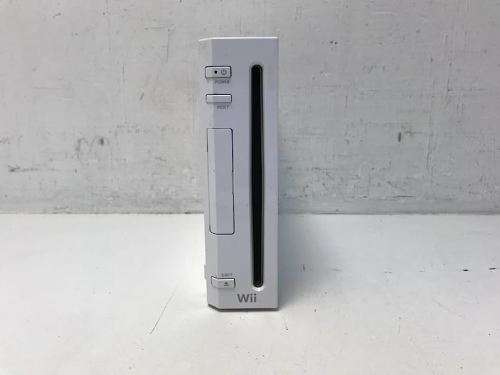 Modded Nintendo Wii 128gb with all cables and extras