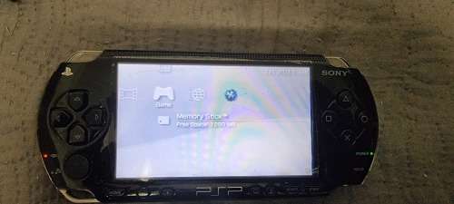 3 x Modded PSP 1000 with 128gb Sd card and battery and chargers