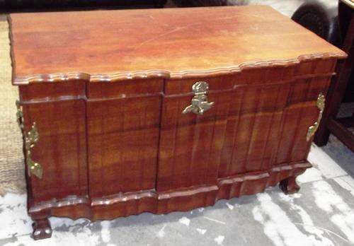 IMBUIA BALL & CLAW KIST (E318)