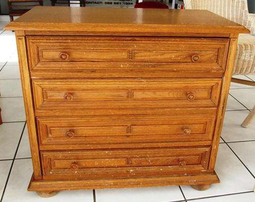 CUTEST LITTLE CHEST OF DRAWERS (A1075)