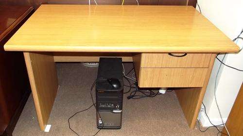 OAK FINISH DESK