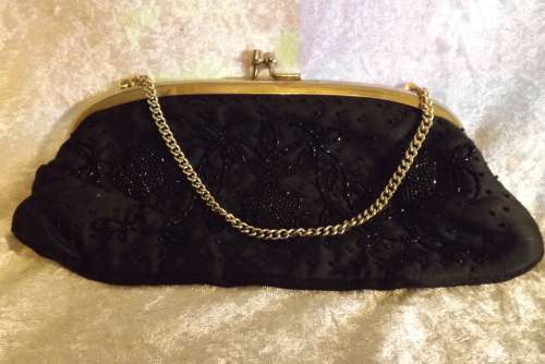 * LATE ENTRY *  Stunning Vintage Hand Beaded Evening Bag