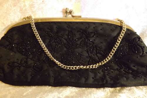 * LATE ENTRY *  Stunning Vintage Hand Beaded Evening Bag