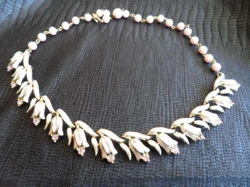 Vintage enamel necklace