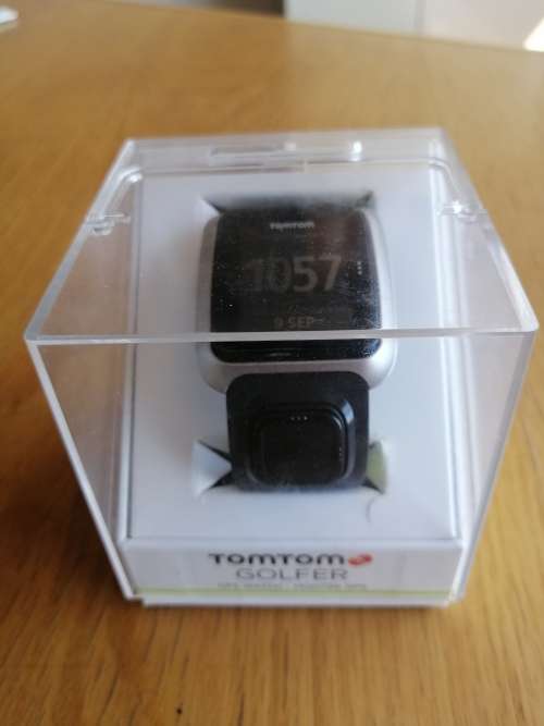 TomTom golfer watch